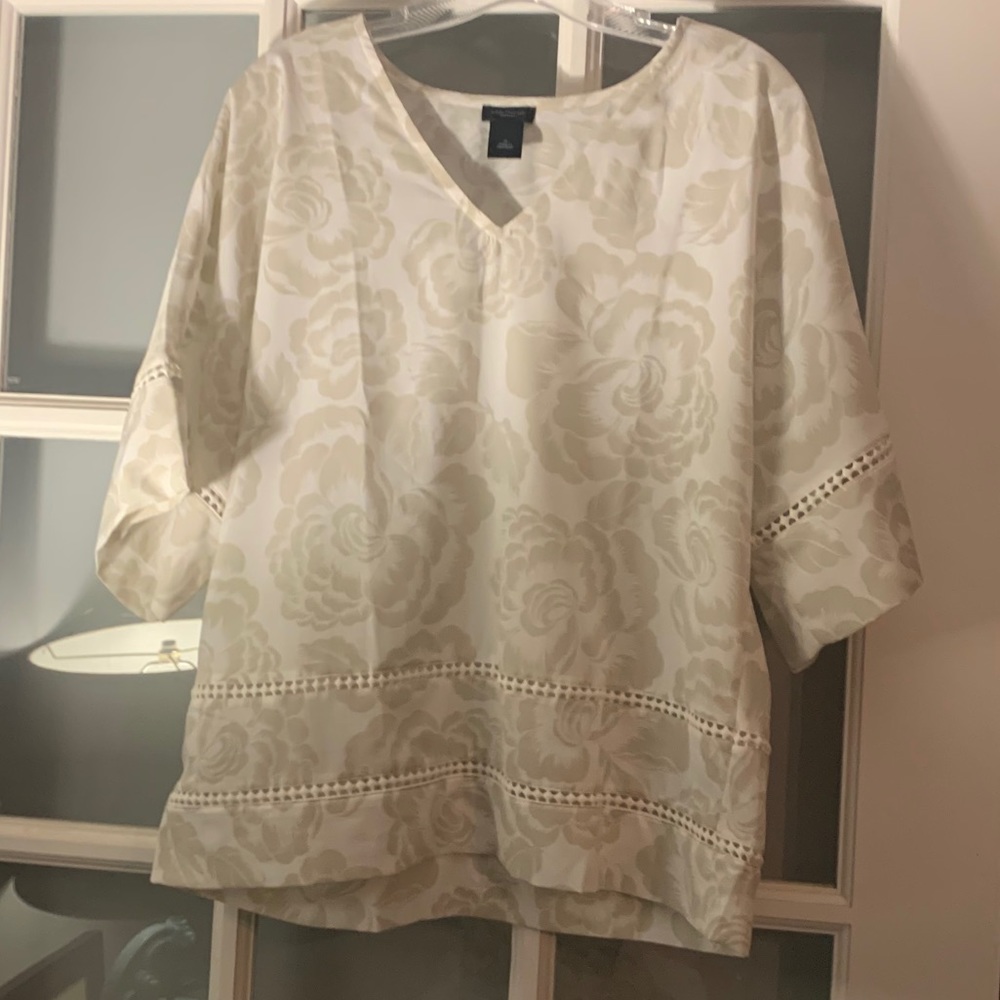 Ann Taylor flowing top